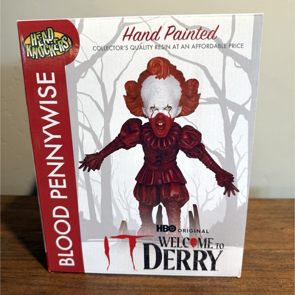 Neca Head Knockers It Welcome To Derry Blood Pennywise Hand Painted Resin Figure